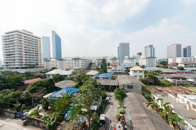 ให้เช่า คอนโด รัชดา ห้วยขวาง 1 นอน สภาพดี เฟอร์บิ้วอิน พร้อมอยู่  ใกล้ MRT ห้วยขวาง