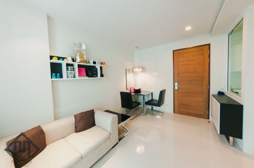 Phrom Phong Condo For sale, Beverly Sukhumvit33, fully furnished, good condition, ready to move in