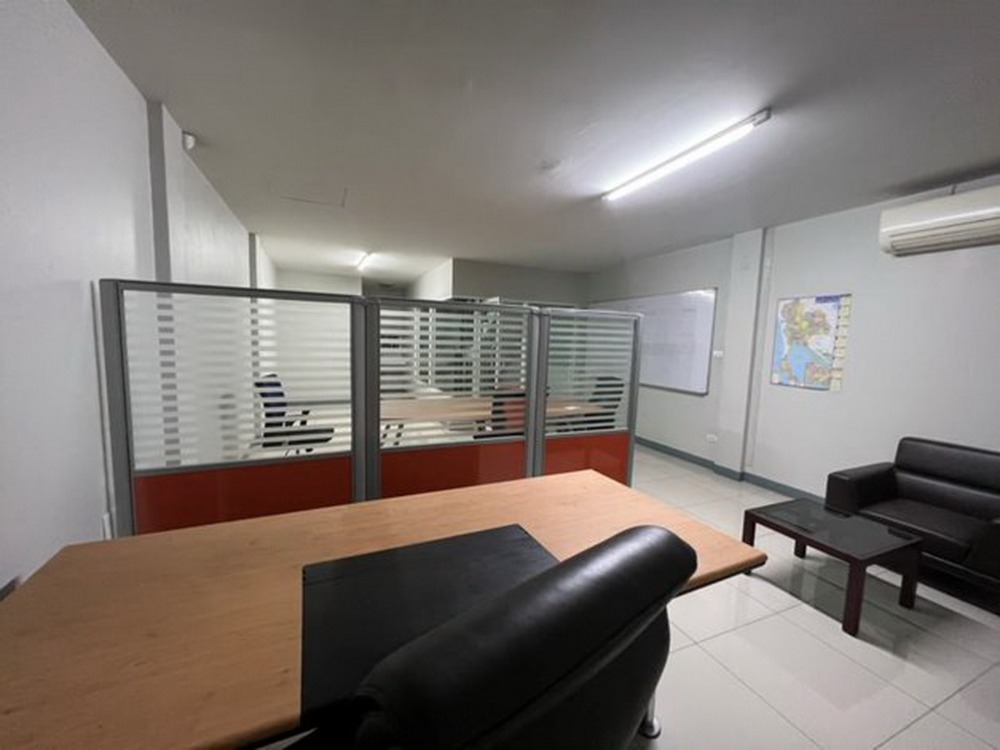 6510-211 ให้เช่า อาคารพาณิชย์ ลาดกระบัง RK Biz Center ใกล้สนามบินสุวรรณภูมิ