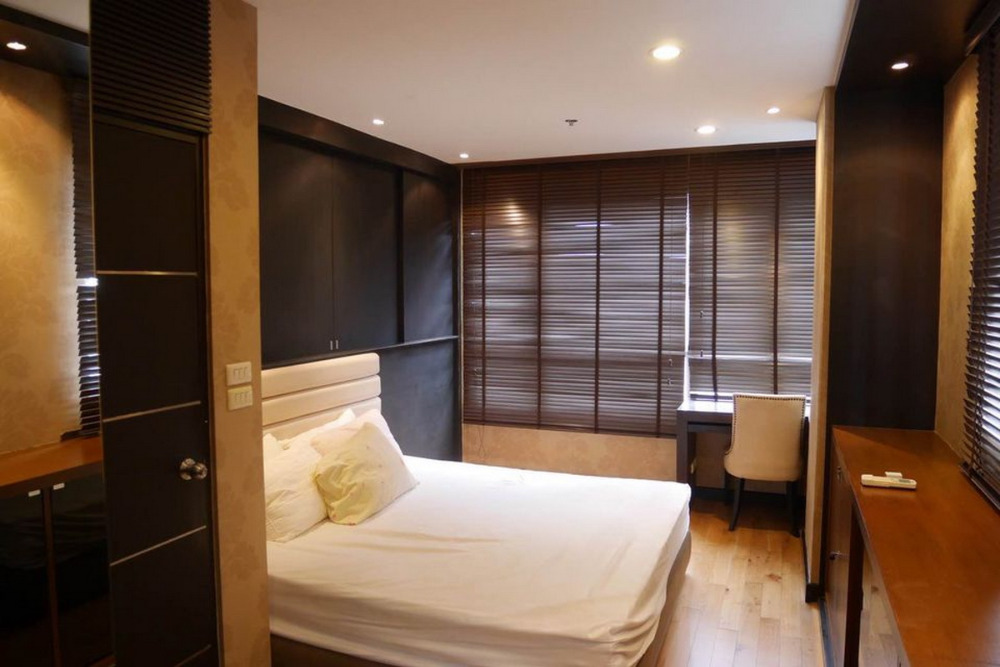 6512-449 ขาย คอนโด สุขุมวิท อโศก BTSพร้อมพงษ์ Condo One X Sukhumvit 26 1ห้องนอน วิวสระ