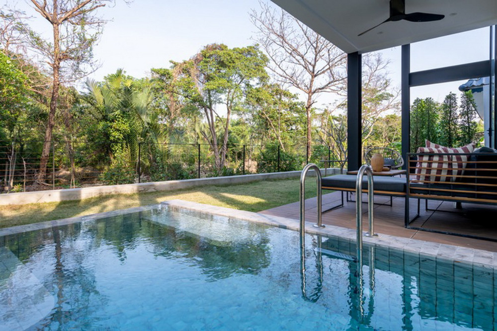 6602-744 ขาย บ้าน พูลวิลล่า ใจกลางบางกระเจ้า  Luxury modern pool villa Loft พร้อมสระว่ายน้ำ