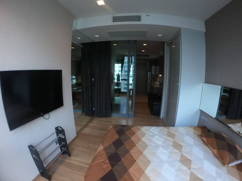 6606-243 Condo for sale Asoke Ploenchit BTS Nana HYDE SUKHUMVIT 13 1 bedroom