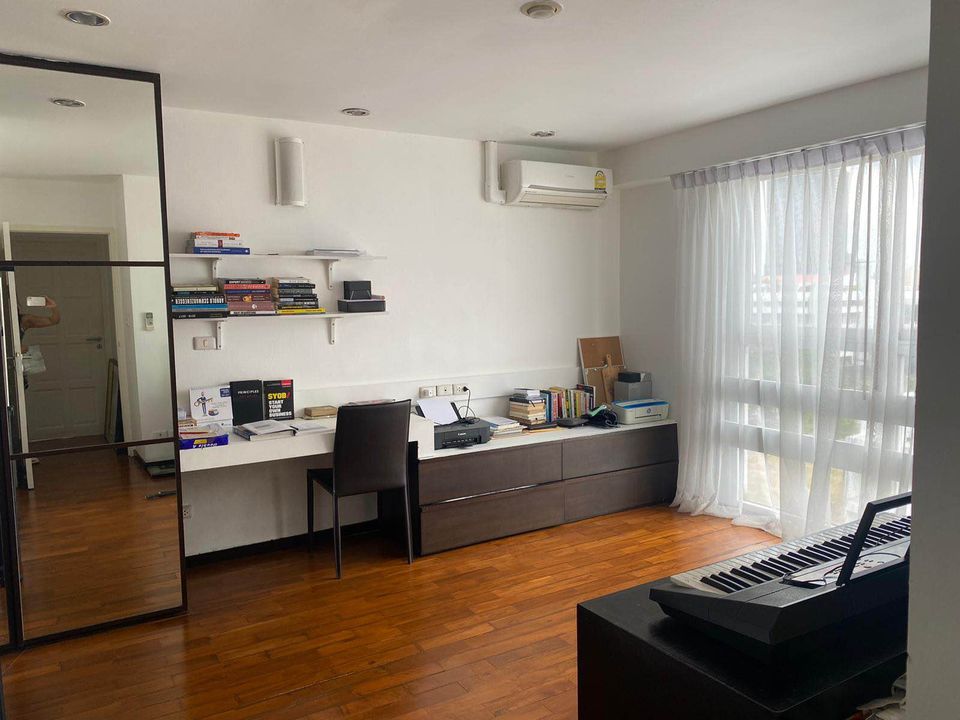 6607-032 Condo for rent, Asoke Sukhumvit, MRT Phetchaburi, The Peak Residence, 4 bedrooms, fully furnished, ready to move in.