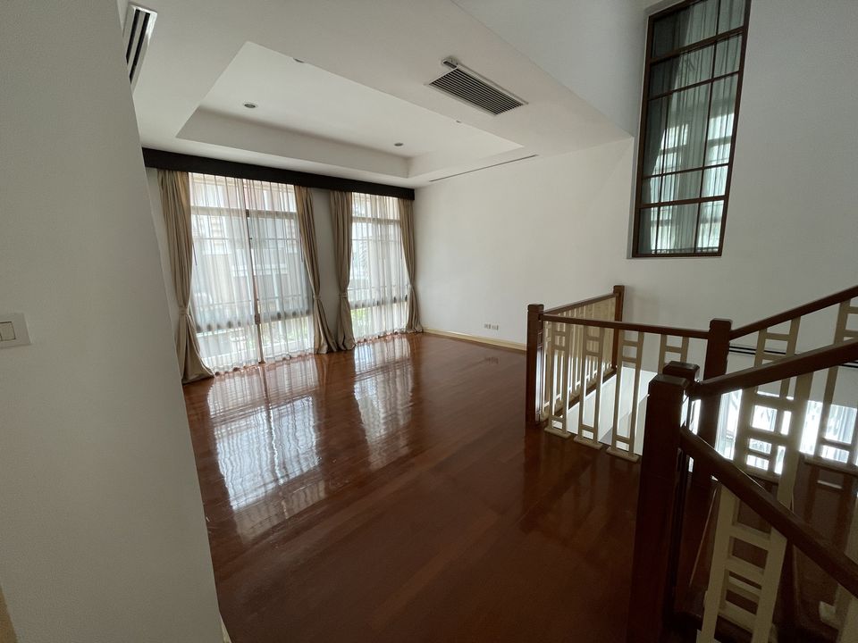 6607-123 Wattana Prakanong,House for rent,Sansiri Sukhumvit 67,4bedrooms,swimming pool.