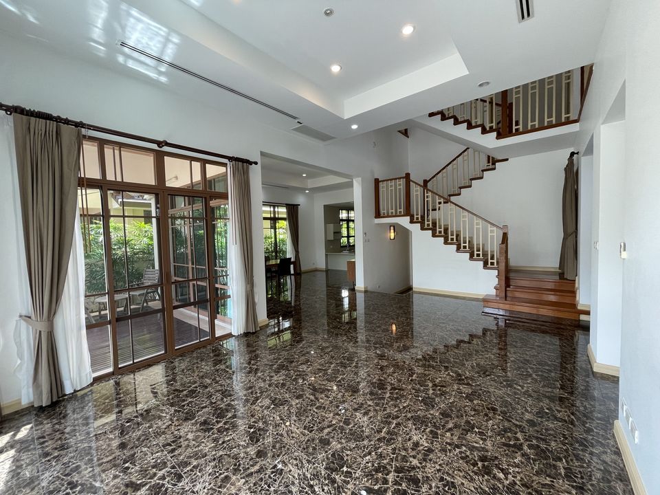 6607-123 Wattana Prakanong,House for rent,Sansiri Sukhumvit 67,4bedrooms,swimming pool.