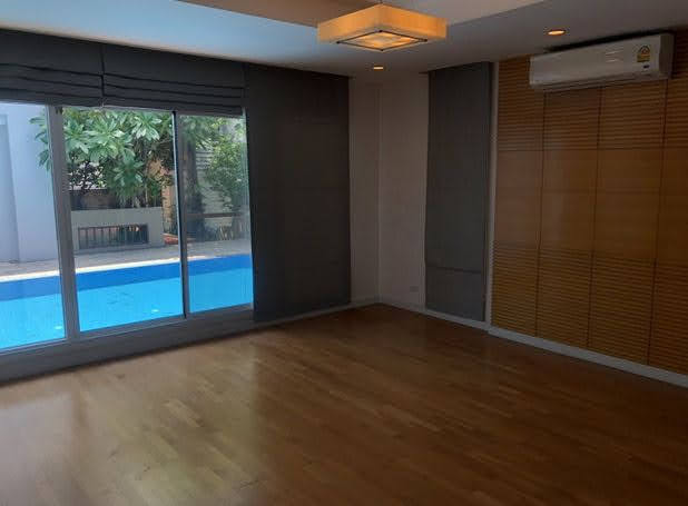 6607-142 Thonglor Sukhumvit,House for rent,Single house in Compound,Swimming pool,4Bedrooms.