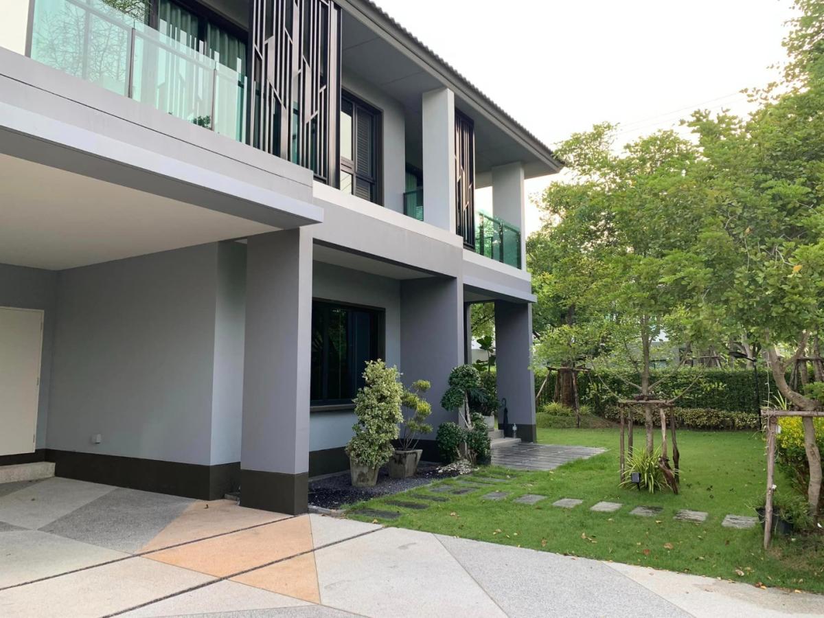 6607-158 Onnut BangPhli,House for sale,Burasiri Wongwaen-On Nut,Luxury House,4Bedrooms.