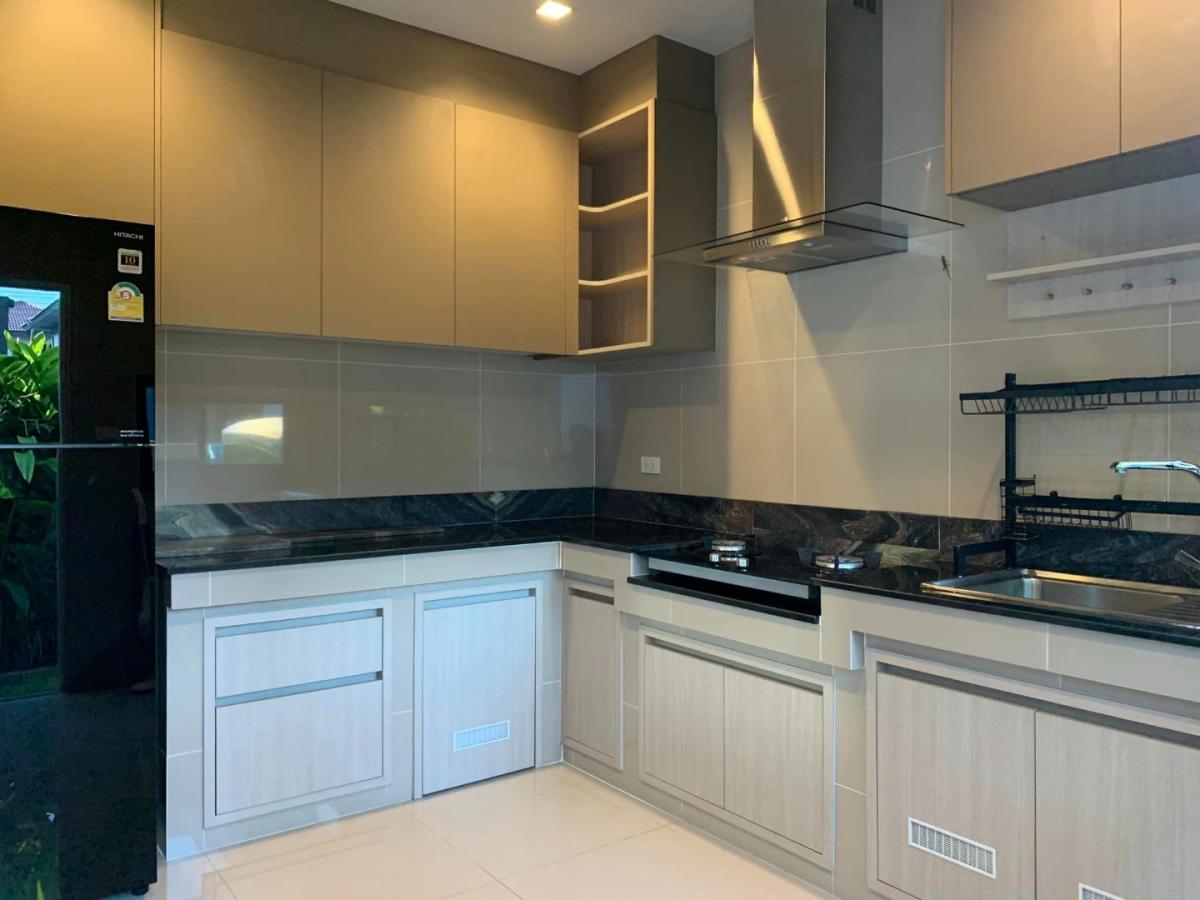 6607-158 Onnut BangPhli,House for sale,Burasiri Wongwaen-On Nut,Luxury House,4Bedrooms.