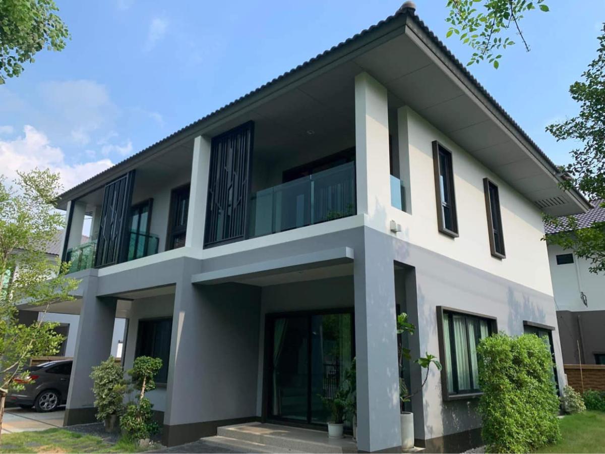 6607-158 Onnut BangPhli,House for sale,Burasiri Wongwaen-On Nut,Luxury House,4Bedrooms.