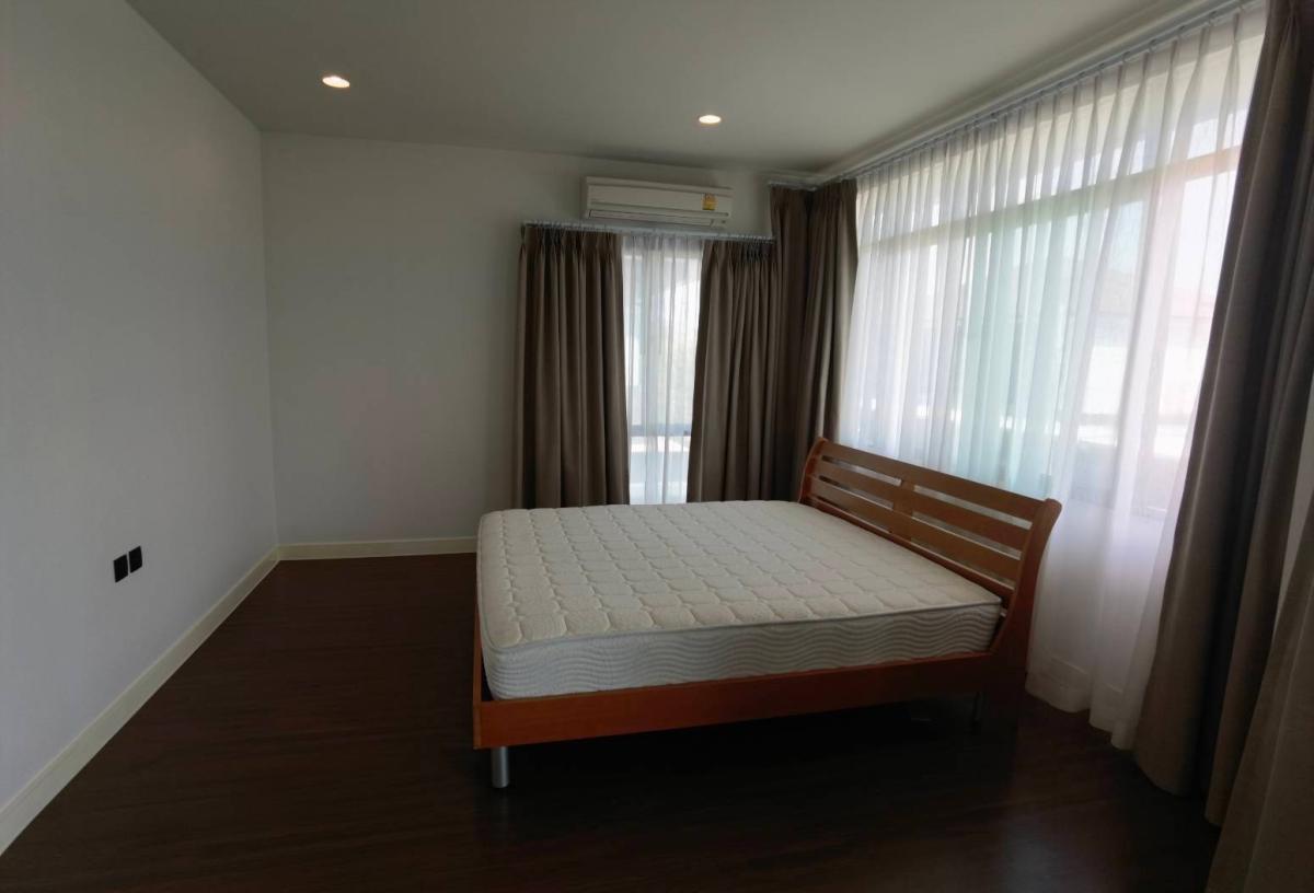 6607-145 KrungthepKreetha SaphanSung,House for rent,Setthasiri Krungthep Kreetha,Luxury house,3Bedrooms,Fully Furnished.