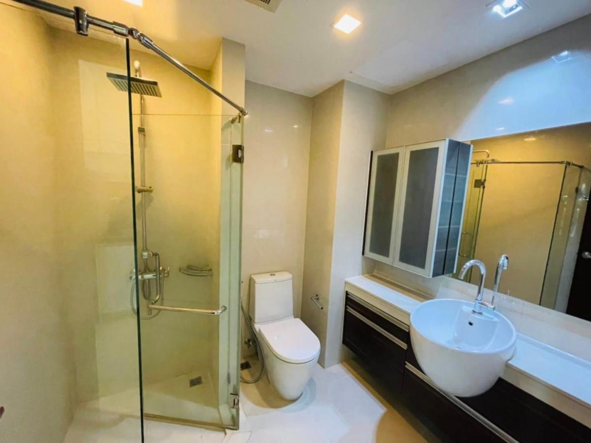 6608-125 Sukhumvit Ramintra,Condo for rent,BTS PhraKhanong,Sky walk condominium Weltz Residence,Fully Furnished.