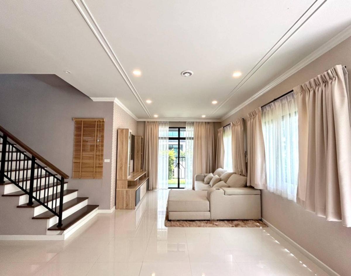 6608-157 Wongwaen Ramindra,House for rent,Grand Britania,3Bedrooms,Fully Furnished,Ready to move in.