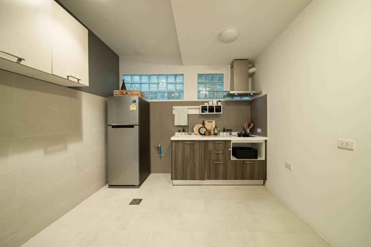 6608-168 Sukhumvit Ekkamai,House for rent,LOFT TOWNHOME EKKAMAI 22,3Bedrooms,Nice house,Fully Furnished.