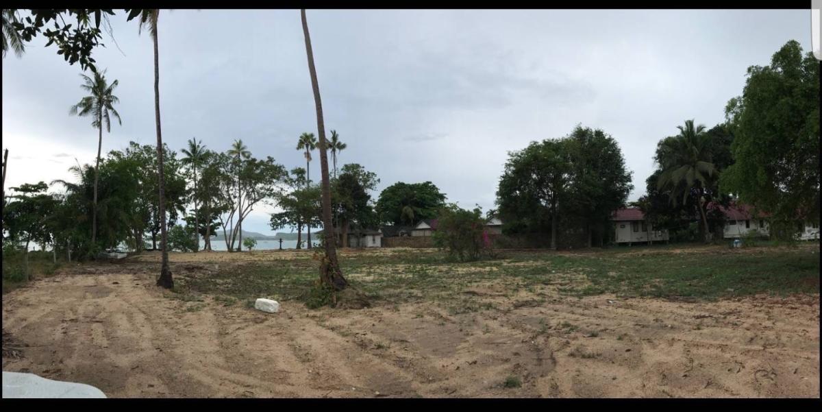 6608-192 SuratThani KoSamui,Land for sale,Land at Ko Samui,Nice location,Next to the sea,beautiful land.