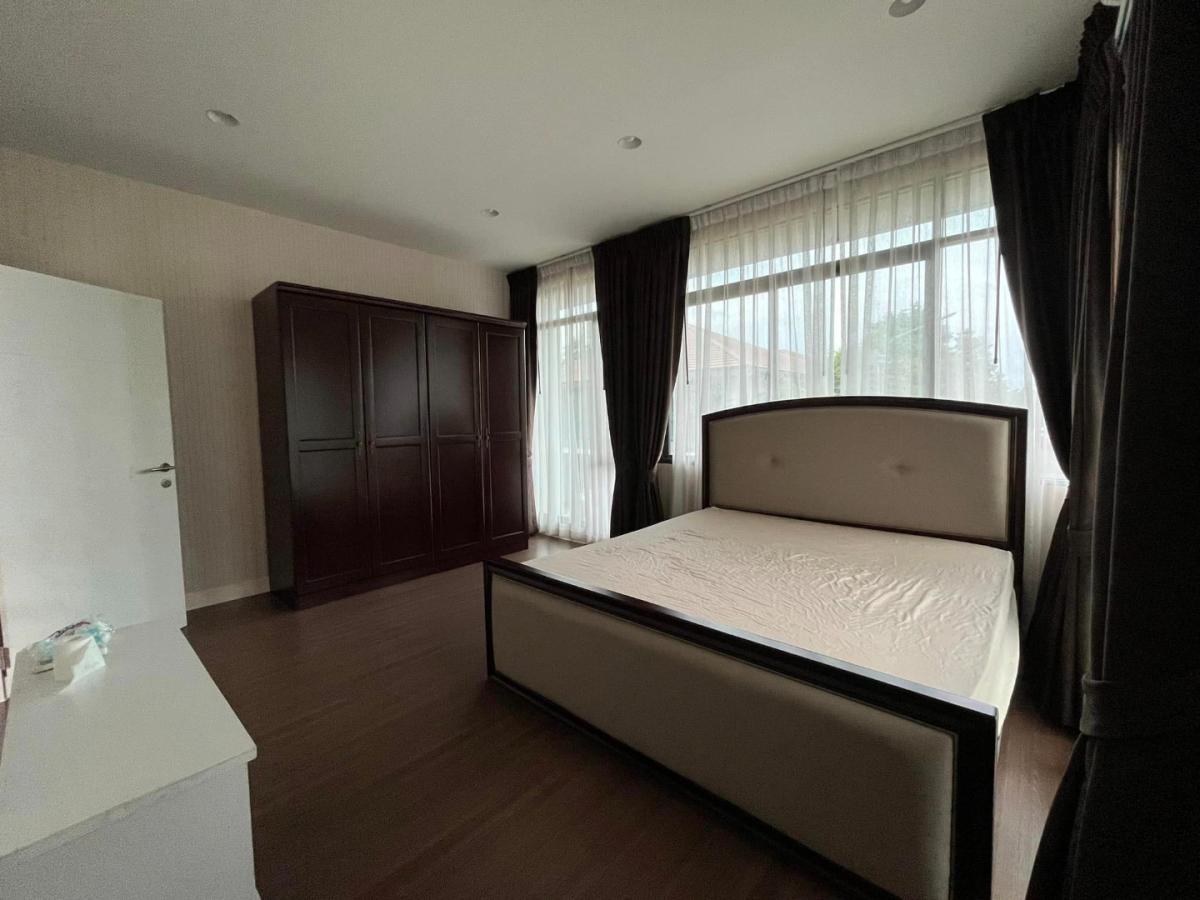 6608-222 KrungthepKreetha SaphanSung,House for rent,Setthasiri Krungthep Kreetha,3Bedrooms,Luxury House.