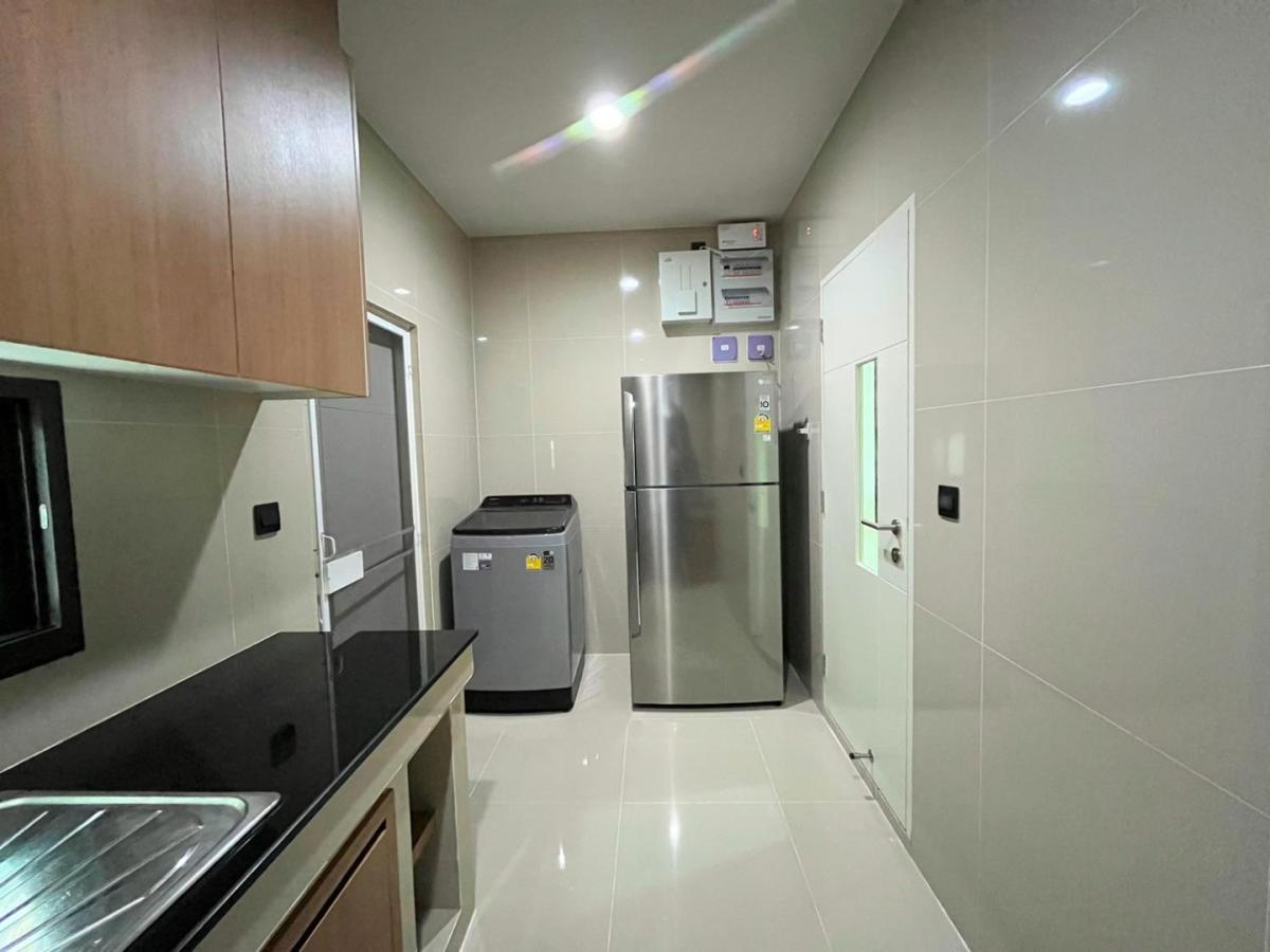 6608-222 KrungthepKreetha SaphanSung,House for rent,Setthasiri Krungthep Kreetha,3Bedrooms,Luxury House.