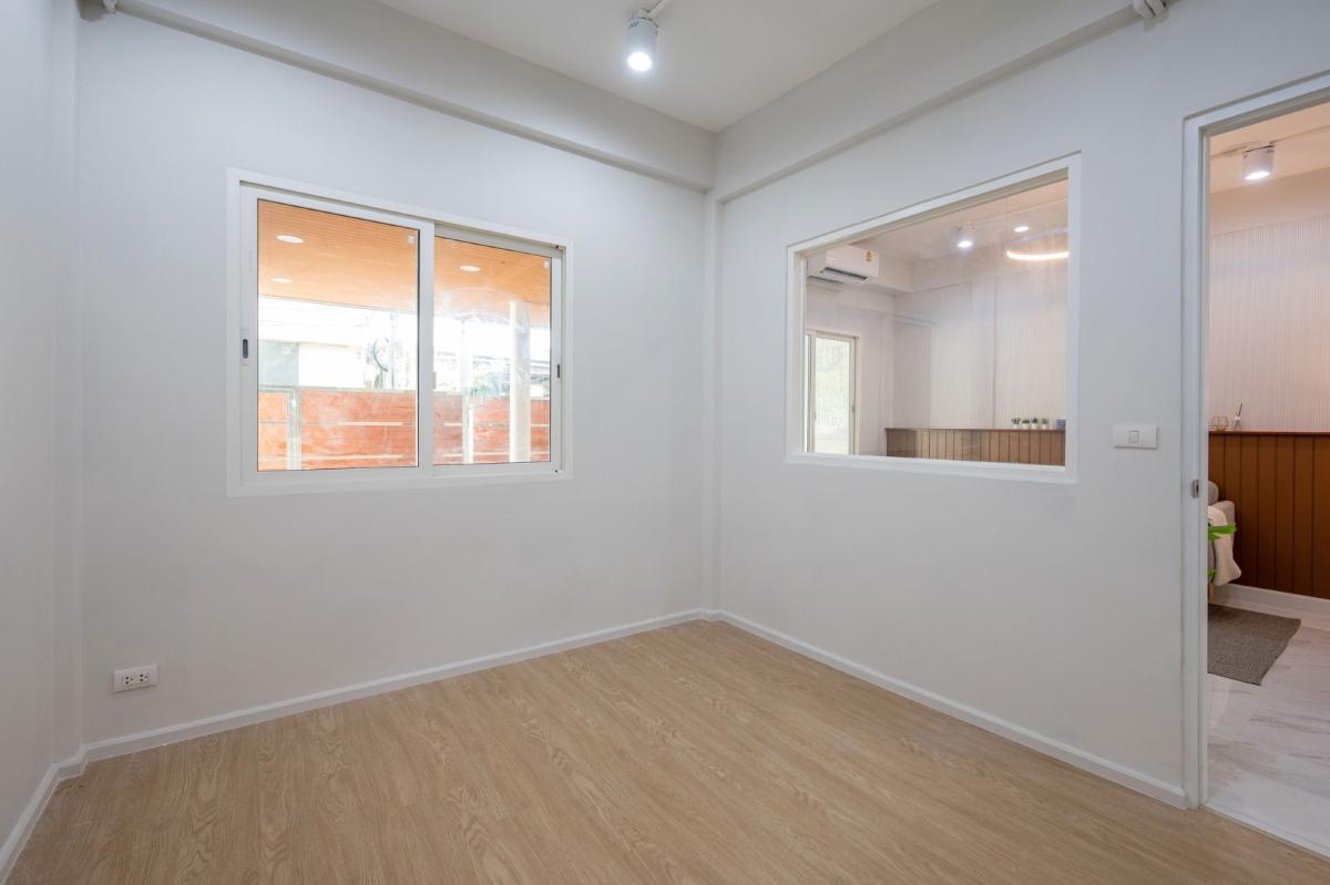 6608-226 Ratchada HuaiKhwang,House for sale,Townhome in the city Hidden Gem,Nice House,Nice decoration.