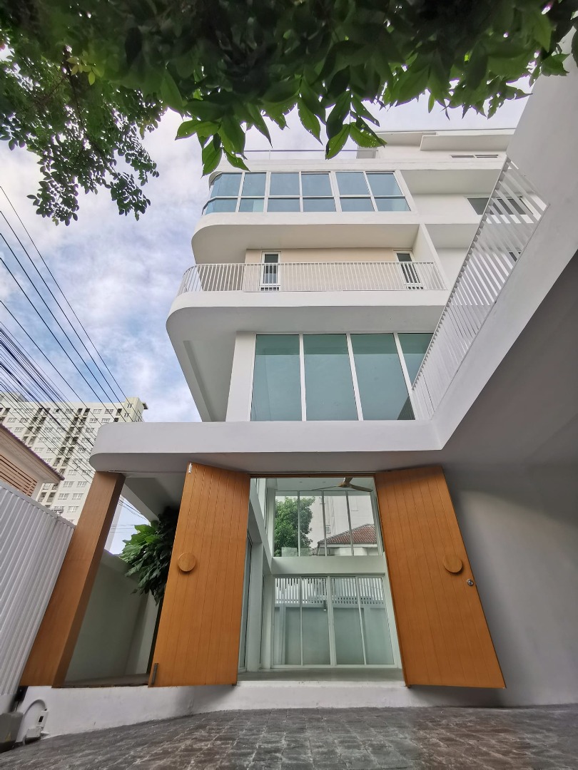 6608-227 Onnut Udomsuk,House for sale,House at Sukhumvit 77,Luxury house,5Bedrooms,Nice decoration.