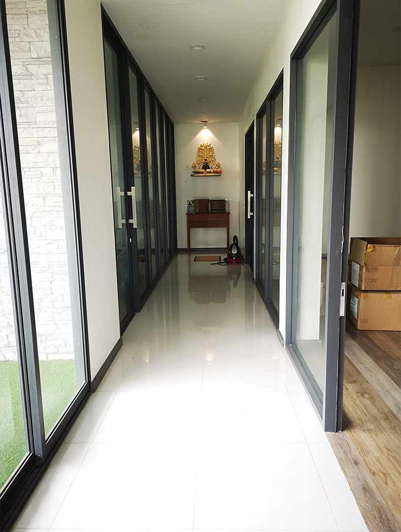 6609-014 Home office for sale with warehouse, Phra Khanong, Bang Chak, BTS Punnawithi, 2-story home office with warehouse for use.