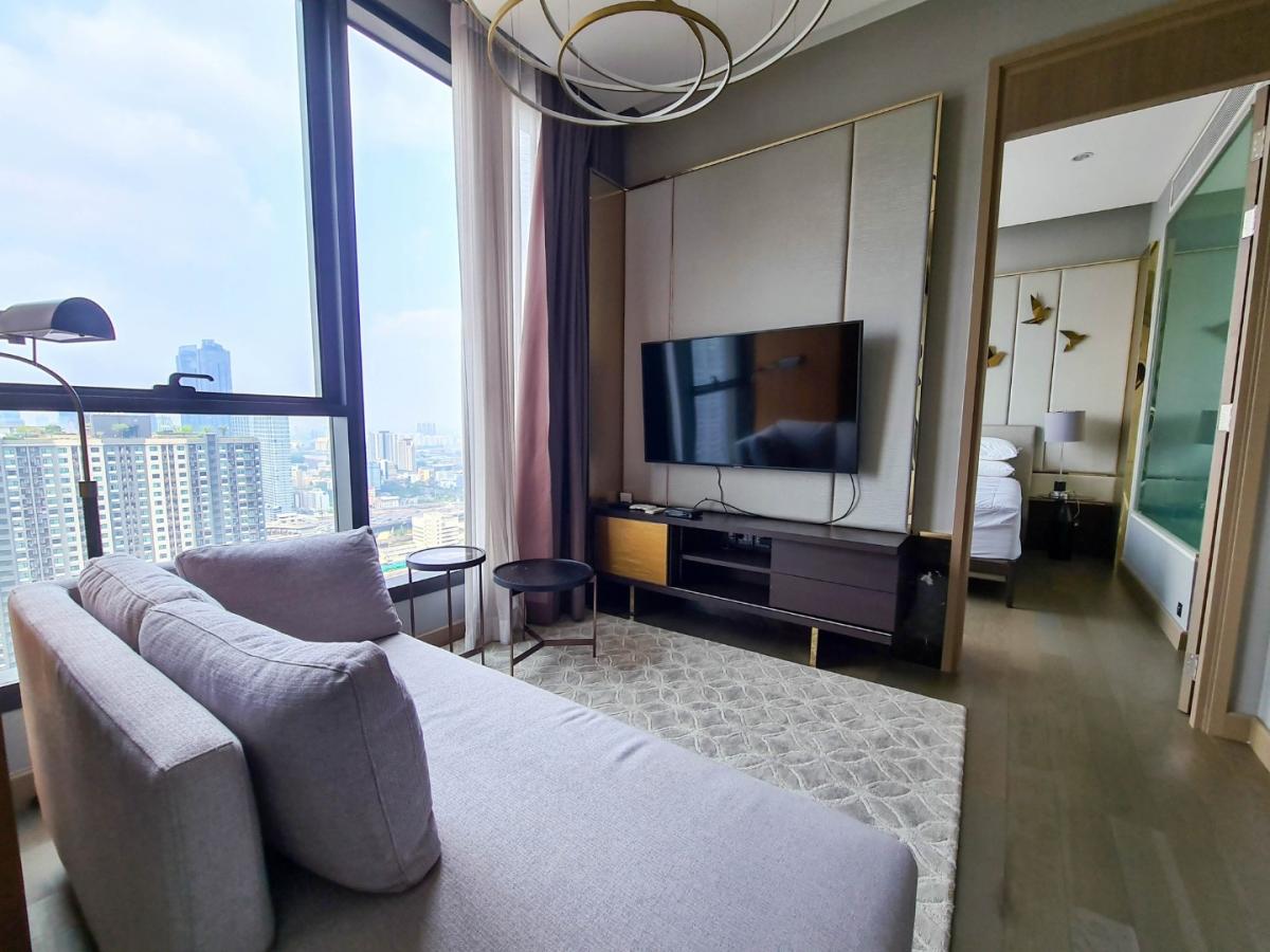 6609-047 Condo for sale Rama 9,Huaykwang.The Esse At Singha Complex 1 Bedroom. Fully furnished