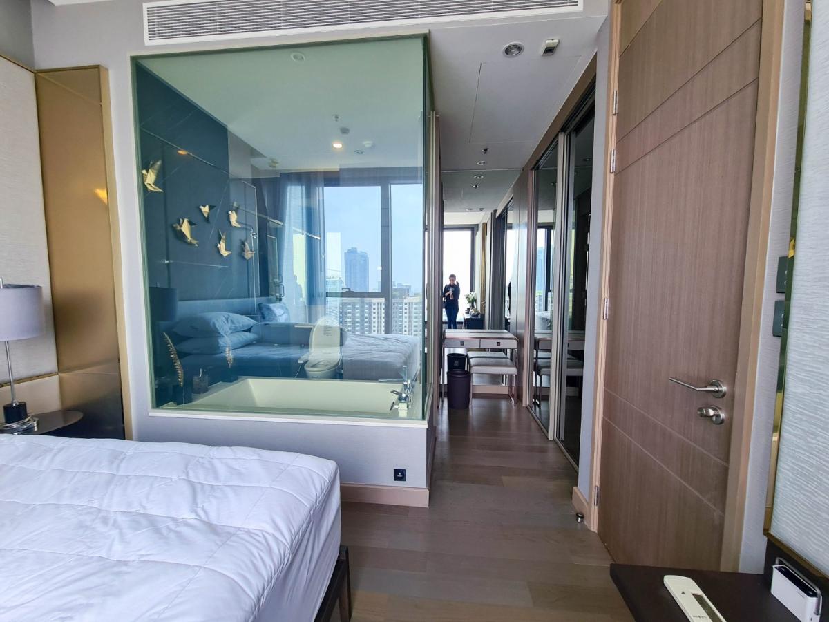 6609-047 Condo for sale Rama 9,Huaykwang.The Esse At Singha Complex 1 Bedroom. Fully furnished