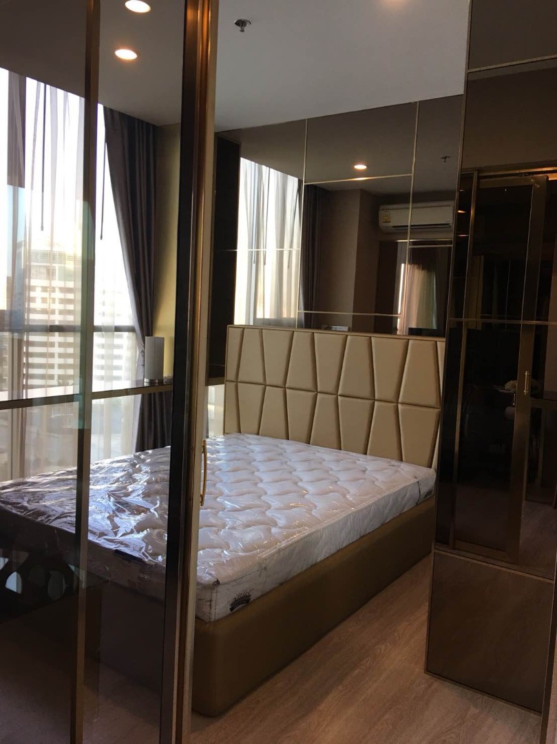 6609-075 Condo for rent. Ratchada,Huaykwang. Noble Revolve Ratchada 1 Bedroom. Fully furnished