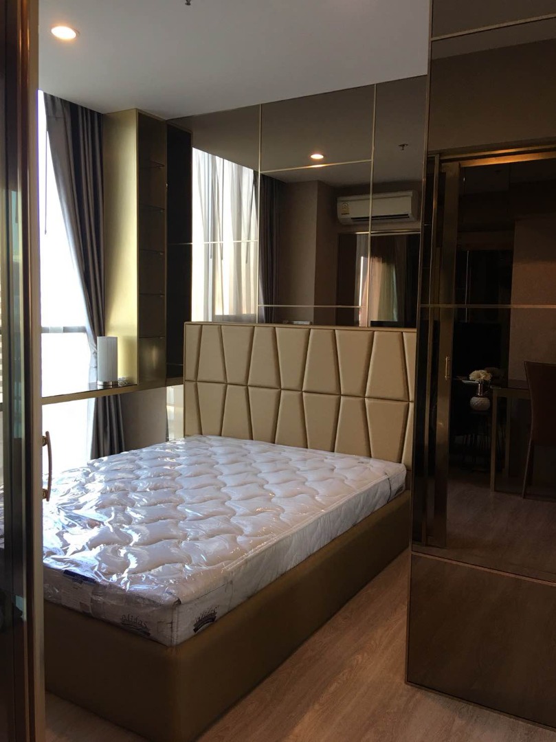 6609-075 Condo for rent. Ratchada,Huaykwang. Noble Revolve Ratchada 1 Bedroom. Fully furnished