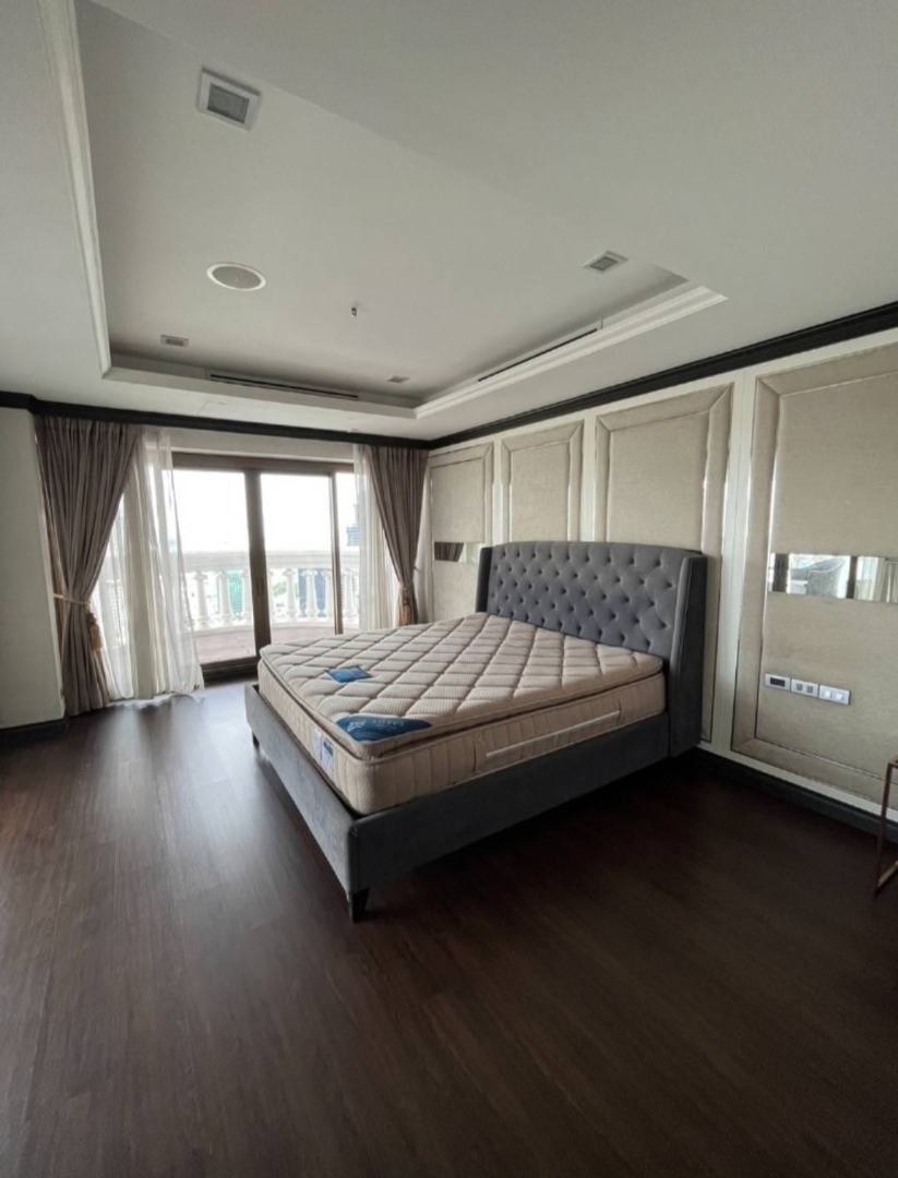 6609-077 Condo for sale. Sathorn,Narathiwat. State Tower 3 Bedrooms. Fully furnished