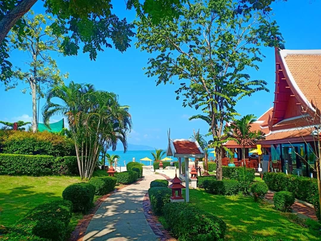 6609-167 Resort for sale. Koh Samui. Samui Buri Resort 4 star resort available beautiful nature.