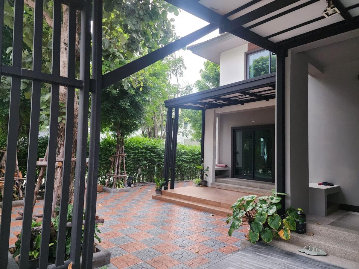 6609-176 House for sale. Wongwaen,Bangna. 2-story house, Burasiri Wongwaen-Onnut. 4 Bedrooms. Fully furnished.