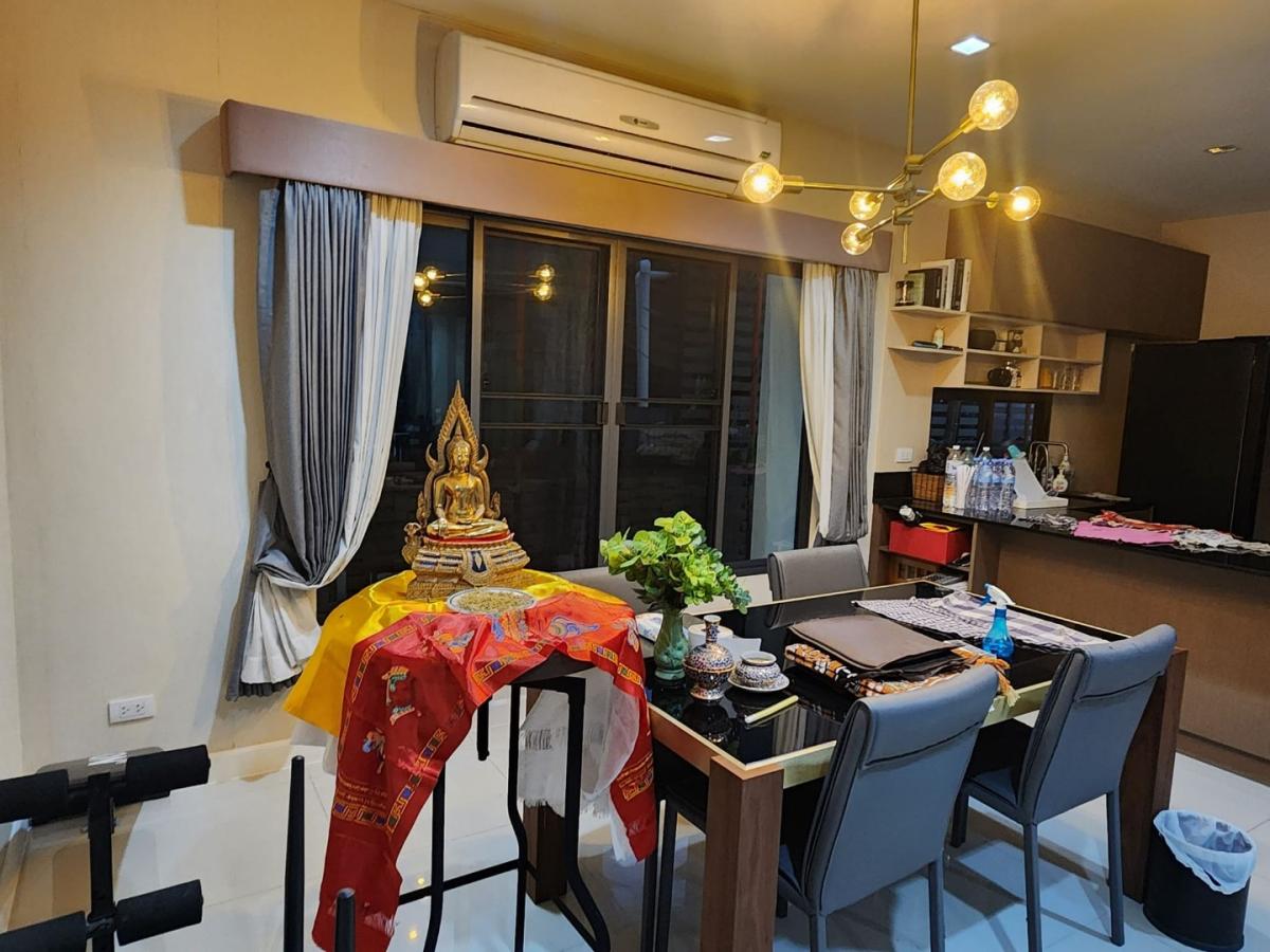 6609-176 House for sale. Wongwaen,Bangna. 2-story house, Burasiri Wongwaen-Onnut. 4 Bedrooms. Fully furnished.