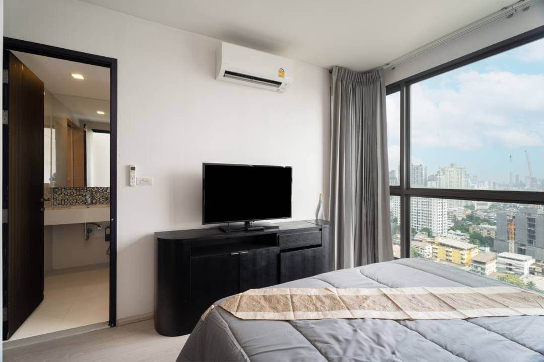 6610-060 Condo for rent Phrakanong,Onnut,BTSPharakanong. Rhythm Sukhumvit 44/1 2 Bedrooms. Fully furnished