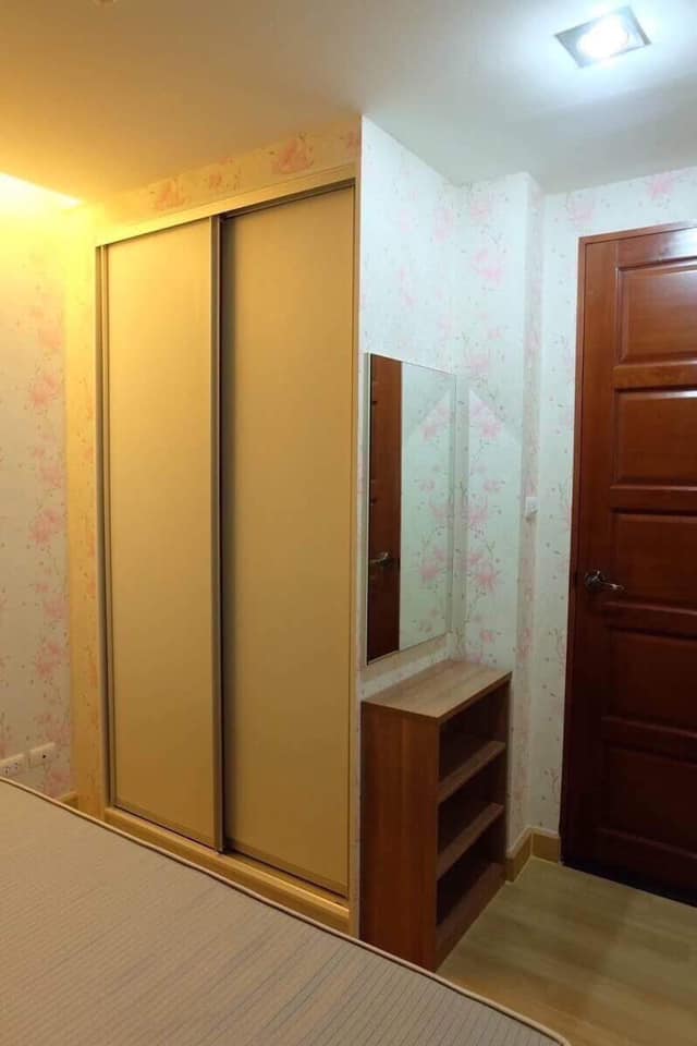 6610-071 Condo for rent. Ratchada,Huaikhwang,MRTHuaikhwang.Emerald Residence Ratchada 1 Bedroom. Fully furnished