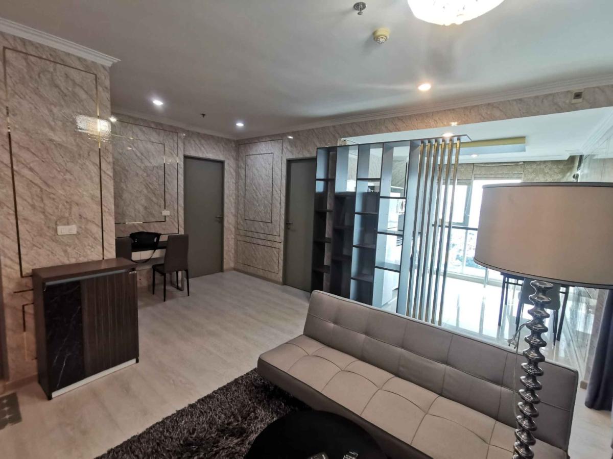 6610-099 Condo for rent Ratchada,Huaikhwang,MRTHuaikhwang. Life Ratchadapisek 2 bedrooms. Fully furnished