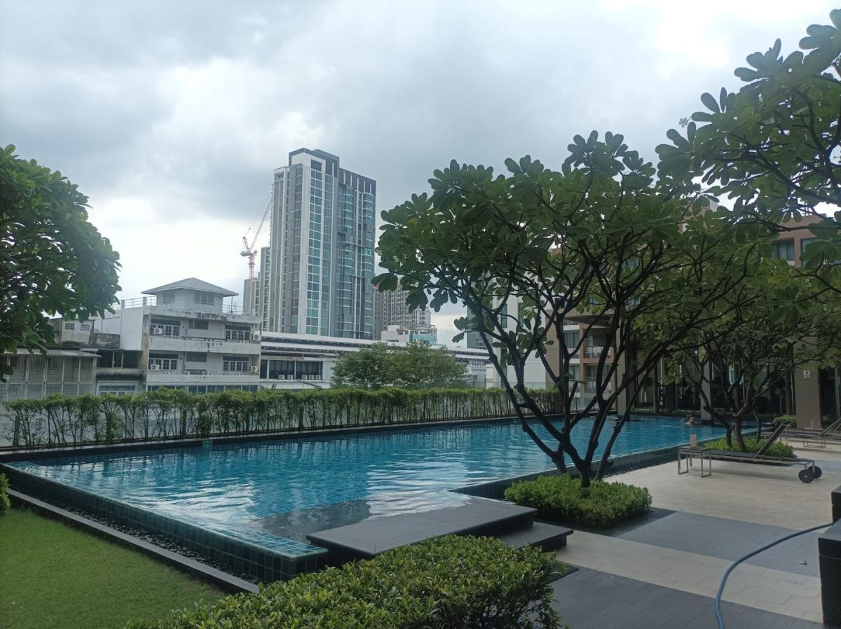 6610-109 Condo for rent in Krungthonburi,Taksin,BTSWongwianyai. Hive Taksin 3 bedrooms. Fully furnished