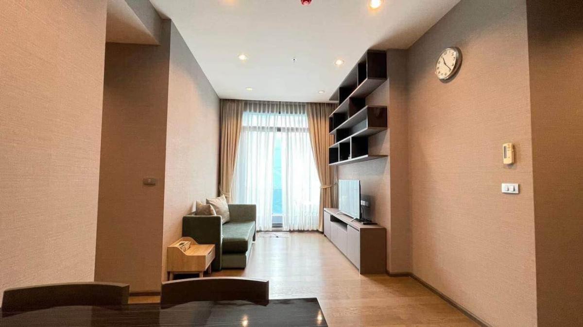 6610-144 Condo for sale in Sathorn,Surasak,BTSSurasak. The Diplomat Sathorn 2 Bedrooms. Fully furnished