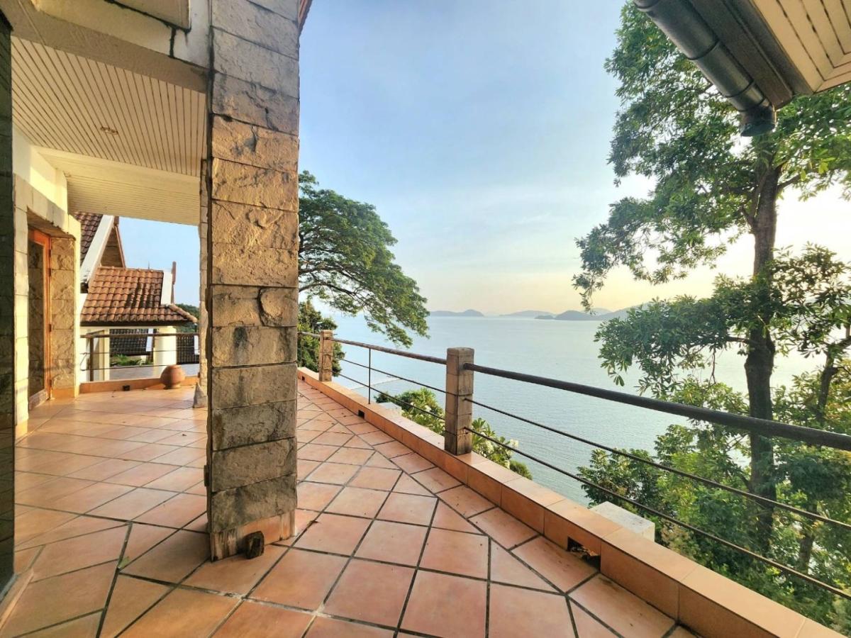 6707-037 4-Storey Beachfront Villa in PHUKET for SALE