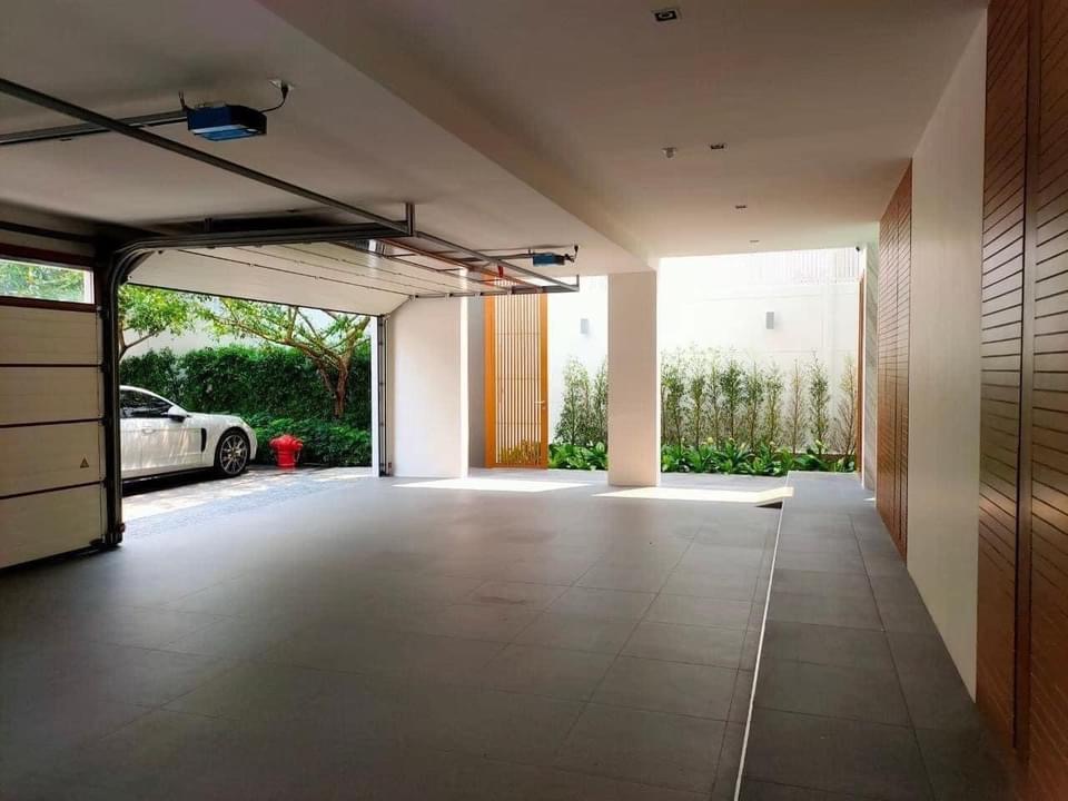 6609-072 House for Sale,Rent Kasetnamawin,Ladprao, 4-storey house, 4 bedrooms,Modern Luxury style, ready to move in.