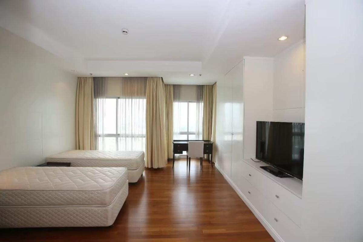 6712-202 ให้เช่า คอนโด เพลินจิต ชิดลม นานา BTSเพลินจิต MRTลุมพินี Royal Residence Park 4ห้องนอน