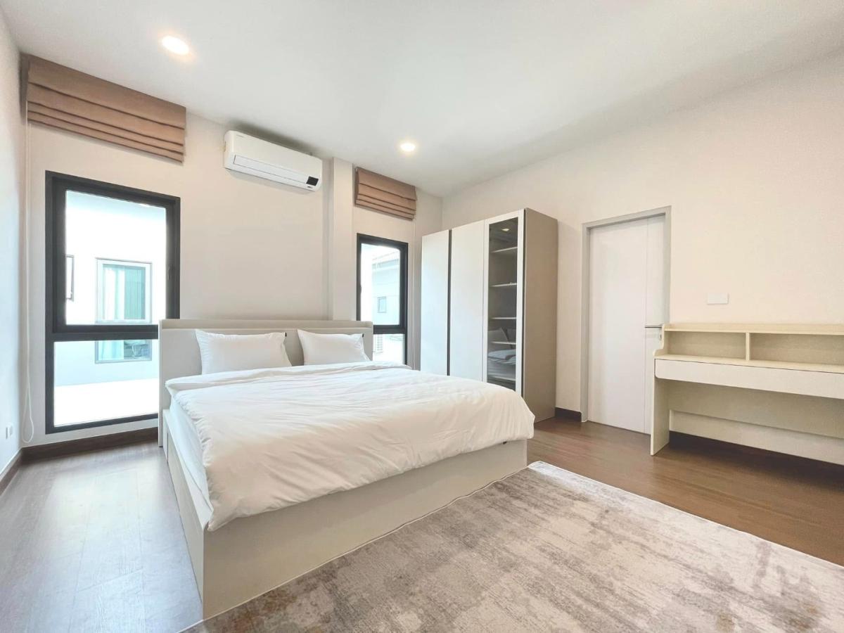 6802-175 ให้เช่า บ้านเดี่ยว 2 ชั้น บางนา The City Bangna แต่งสวย Modern Luxury 5ห้องนอน